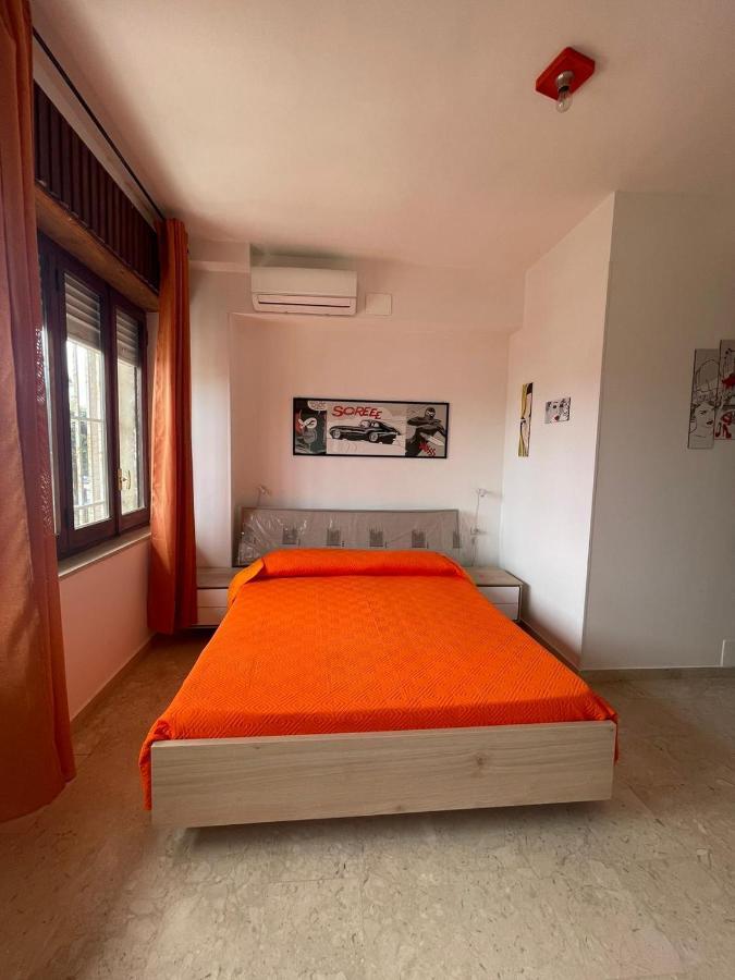 La Finestra Sul Mare B&B Crotone Exterior photo