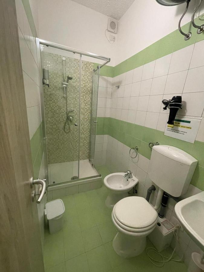 La Finestra Sul Mare B&B Crotone Exterior photo